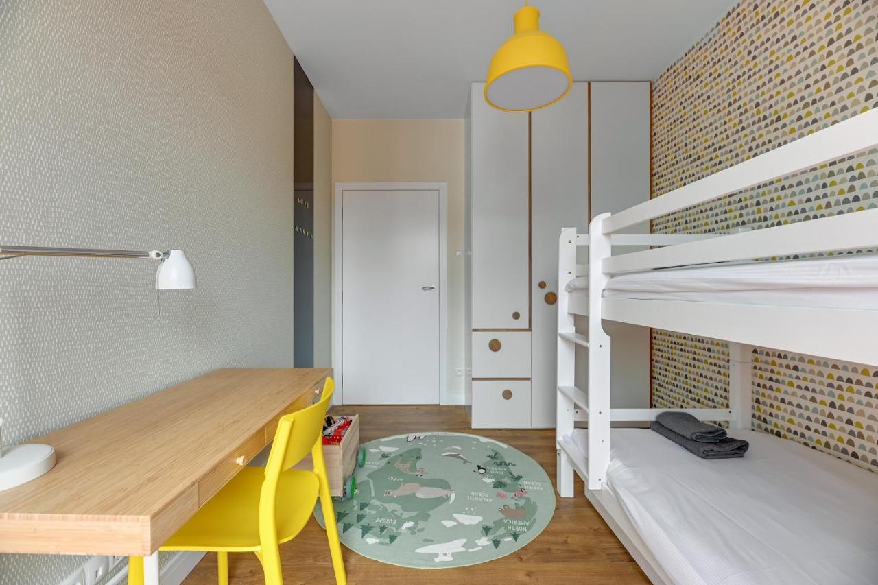 Premium Family & Business Old Town Riverside Apartment With Parking 그단스크 외부 사진